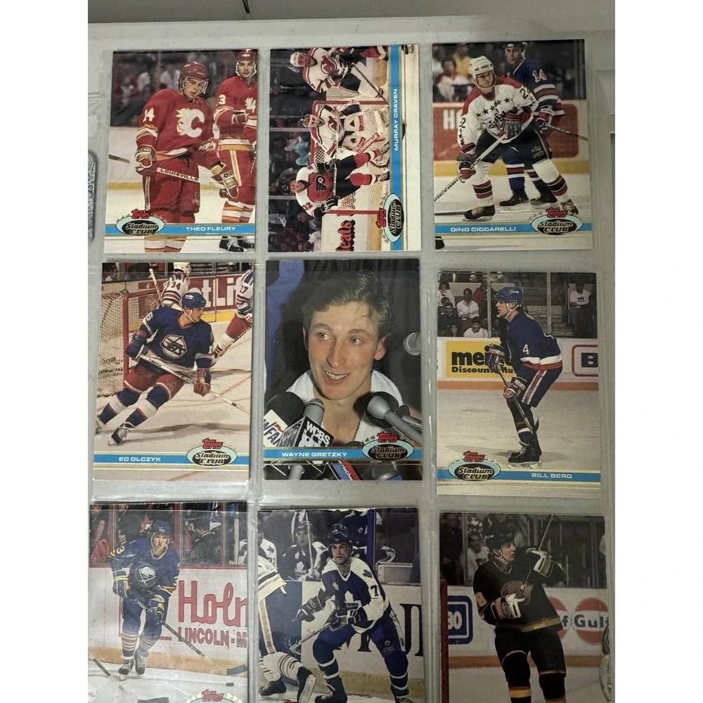 Hockey‎ Cards Lot Of 18- 1990's Various Upper Deck, Topps Stadium Club, Score